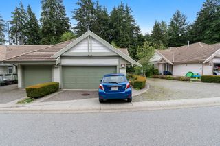 Photo 1: 40 2351 PARKWAY Boulevard in Coquitlam: Westwood Plateau Townhouse for sale : MLS®# R2885898