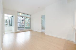 Photo 7: 205 88 W 1ST Avenue in Vancouver: False Creek Condo for sale in "The One" (Vancouver West)  : MLS®# R2744367
