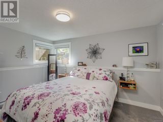 Photo 13: 2719 Asquith St in Victoria: House for sale : MLS®# 960913