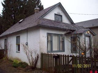 Photo 1: 45542 WELLINGTON AV in Chilliwack: House for sale : MLS®# H1101112