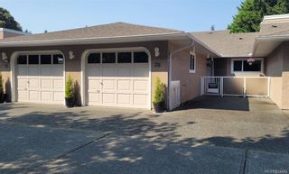 Photo 1: 20 3049 Brittany Dr in Colwood: Co Sun Ridge Row/Townhouse for sale : MLS®# 931449
