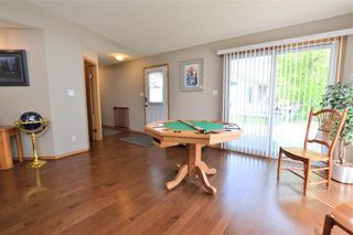 Photo 5: 84 2ND Street South in Niverville: R07 Residential for sale : MLS®# 202325036