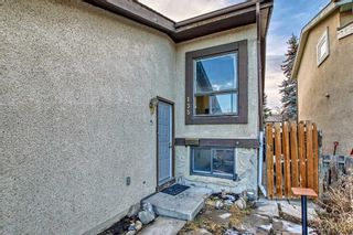 Photo 2: 135 Pinecliff Close NE in Calgary: Pineridge Semi Detached (Half Duplex) for sale : MLS®# A2105375