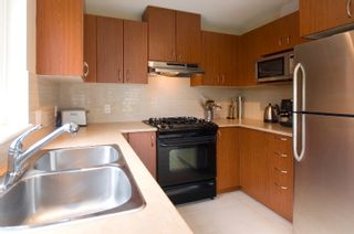 Photo 12: 212 9233 GOVERNMENT Street in Burnaby: Government Road Condo for sale in "SANDLEWOOD" (Burnaby North)  : MLS®# V764462