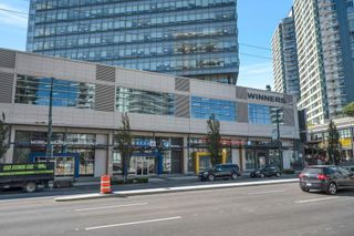 Photo 2: 505 8131 NUNAVUT Lane in Vancouver: Marpole Condo for sale (Vancouver West)  : MLS®# R2804359