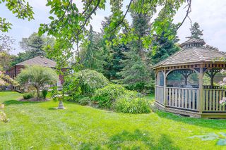 Photo 35: 4 Eastmoor Crescent in Toronto: Birchcliffe-Cliffside House (Bungalow) for sale (Toronto E06)  : MLS®# E6139000