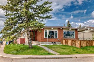 Photo 2: 2239 43 Street SE in Calgary: Forest Lawn Semi Detached (Half Duplex) for sale : MLS®# A2132707