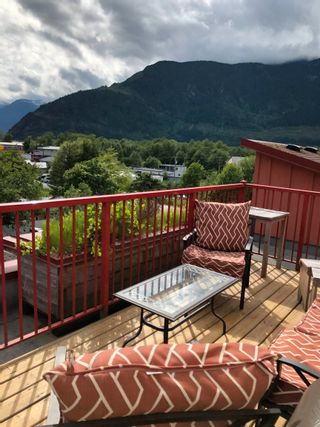 Photo 13: 401 37841 CLEVELAND Avenue in Squamish: Downtown SQ Condo for sale in "Studio SQ/ Downtown" : MLS®# R2679773