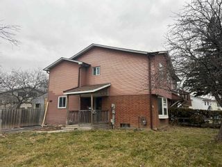 Photo 1: 399 Laval Drive in Oshawa: Vanier House (2-Storey) for sale : MLS®# E5886853