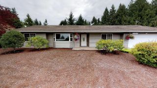 Photo 1: 1490 Sunrise Dr in French Creek: PQ French Creek House for sale (Parksville/Qualicum)  : MLS®# 850516