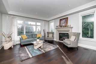 Photo 2: 314 E CARISBROOKE Road in North Vancouver: Upper Lonsdale House for sale : MLS®# R2848143