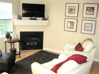 Photo 7: 36 1055 RIVERWOOD Gate in Port Coquitlam: Riverwood Townhouse for sale in "MOUNTAINVIEWS ESTATES" : MLS®# V1064237