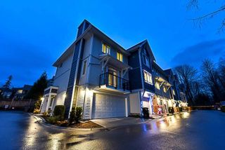 Photo 2: 39 3039 156 Street in Surrey: Grandview Surrey Townhouse for sale in "Niche" (South Surrey White Rock)  : MLS®# R2225779