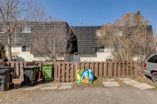 Photo 24: 10704 Braeside Drive SW in Calgary: Braeside Row/Townhouse for sale : MLS®# A1218451