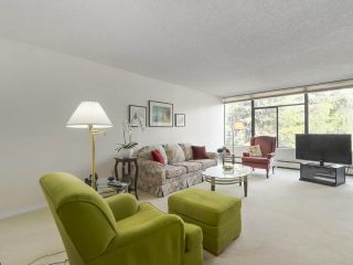 Photo 2: 310 2101 MCMULLEN Avenue in Vancouver: Quilchena Condo for sale in "Arbutus Village" (Vancouver West)  : MLS®# R2478885
