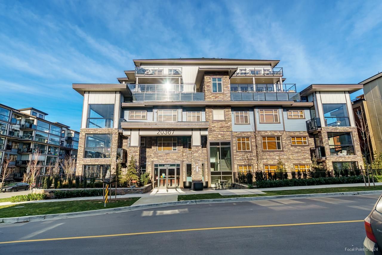 Main Photo: 403 20367 85 Avenue in Langley: Willoughby Heights Condo for sale in "Yorkson Park" : MLS®# R2841623