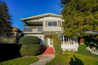 Photo 1: 3045 GRANT Street in Vancouver: Renfrew VE House for sale (Vancouver East)  : MLS®# R2640722