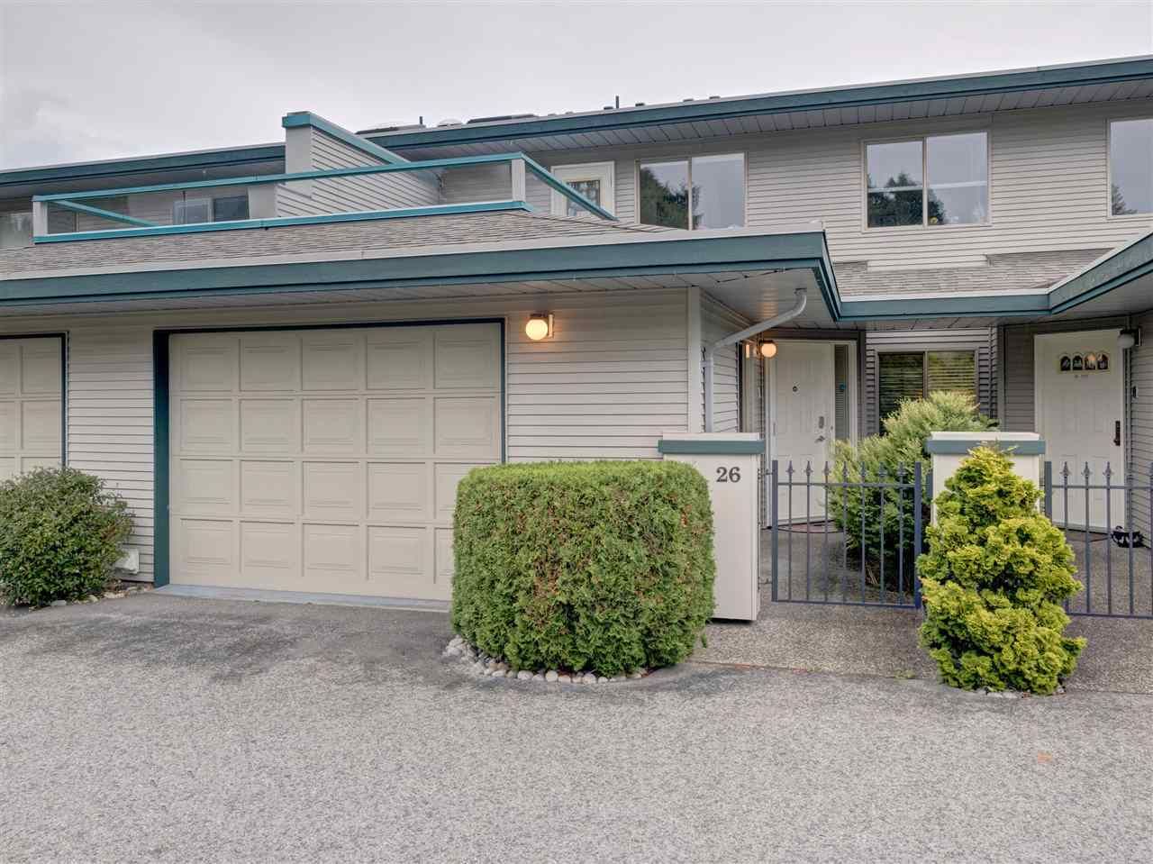 Main Photo: 26 555 EAGLECREST Drive in Gibsons: Gibsons & Area Townhouse for sale in "GEORGIA MIRAGE" (Sunshine Coast)  : MLS®# R2485443