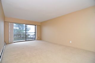 Photo 3: 303 325 W 3RD Street in North Vancouver: Lower Lonsdale Condo for sale in "HARBOUR VIEW" : MLS®# V861461