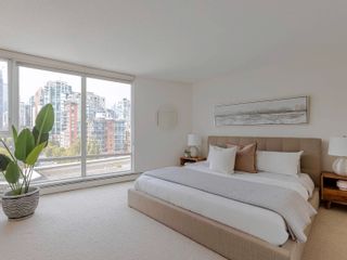 Photo 17: 1001 1383 MARINASIDE Crescent in Vancouver: Yaletown Condo for sale in "The Columbus" (Vancouver West)  : MLS®# R2735968