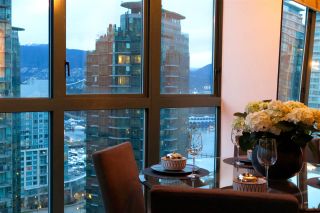 Photo 1: 2001 1238 MELVILLE STREET in Vancouver: Coal Harbour Condo for sale (Vancouver West)  : MLS®# R2051122