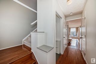 Photo 3: 2925 23 St Street in Edmonton: Zone 30 House Half Duplex for sale : MLS®# E4382880