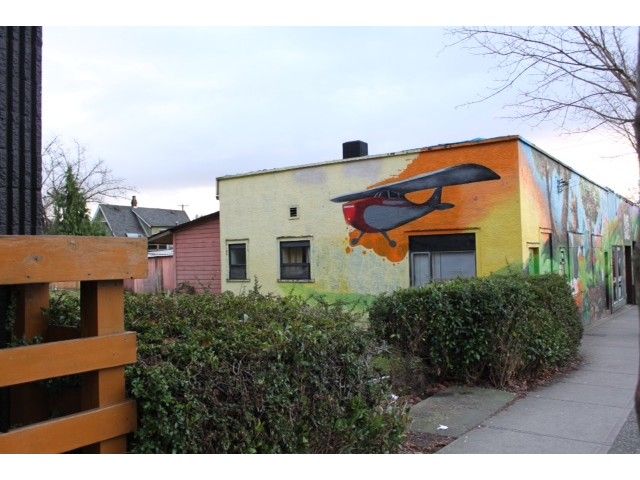 Main Photo: 2084 COMMERCIAL DR in Vancouver: Grandview VE House for sale (Vancouver East)  : MLS®# V1098496