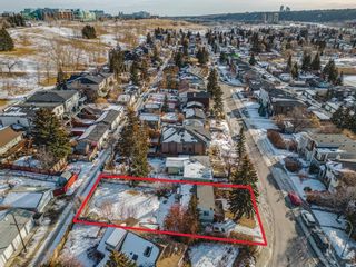 Photo 3: 4836 22 Avenue NW in Calgary: Montgomery Detached for sale : MLS®# A2020574