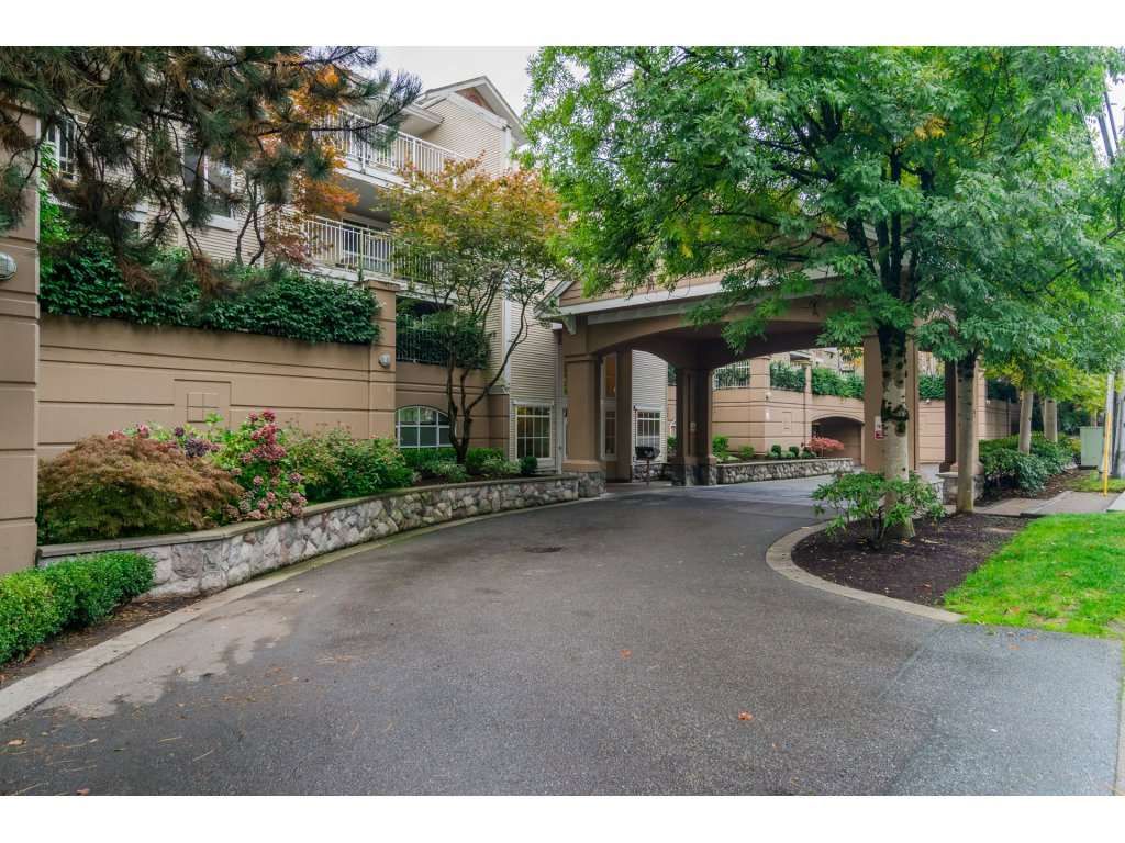 Main Photo: 121 19750 64 Avenue in Langley: Willoughby Heights Condo for sale in "DAVENPORT" : MLS®# R2117699