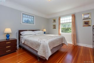 Photo 11: 233 Robert St in VICTORIA: VW Victoria West House for sale (Victoria West)  : MLS®# 768693