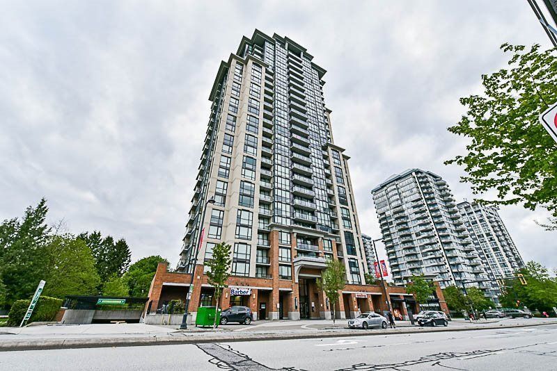 Main Photo: 606 10777 UNIVERSITY DRIVE in : Whalley Condo for sale : MLS®# R2408239