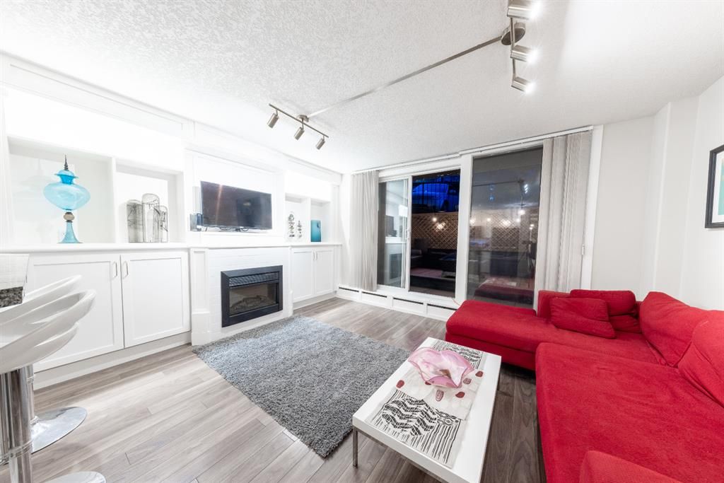 Photo 2: Photos: 103 1727 13 Street SW in Calgary: Lower Mount Royal Apartment for sale : MLS®# A1202865