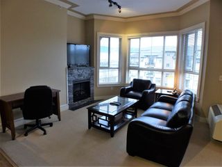 Photo 2: 406 9000 BIRCH STREET in Chilliwack: Chilliwack W Young-Well Condo for sale : MLS®# R2235319