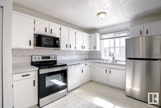 Photo 2: 810 Erin Place NW in Edmonton: Zone 20 Townhouse for sale : MLS®# E4382016