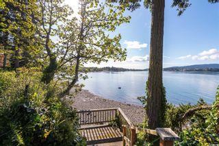 Photo 3: 955 Towner Park Rd in North Saanich: NS Deep Cove House for sale : MLS®# 930426