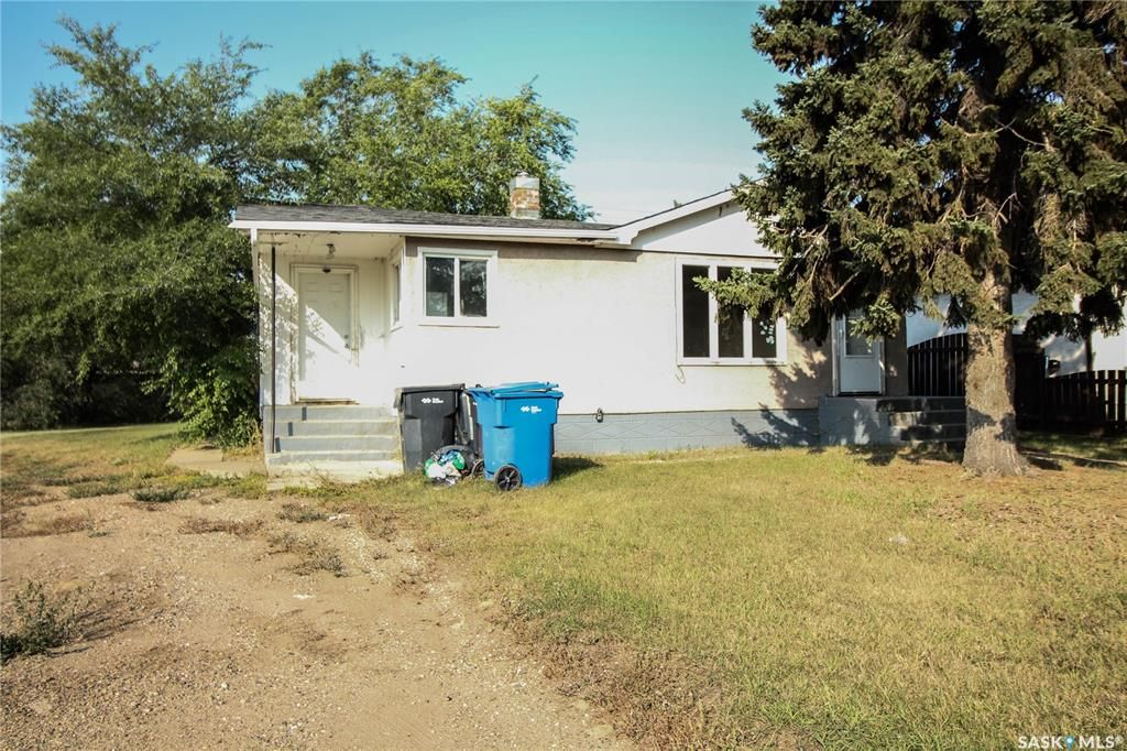 Main Photo: 1211 110th Street in North Battleford: Deanscroft Residential for sale : MLS®# SK908692