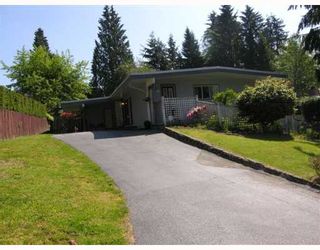 Photo 1: 2904 EDDYSTONE in North_Vancouver: Windsor Park NV House for sale (North Vancouver)  : MLS®# V648535