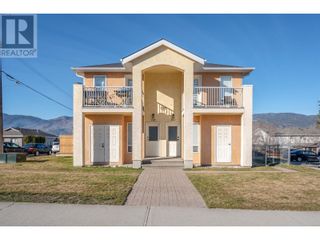 Photo 3: 723 Government Street in Penticton: Multi-family for sale : MLS®# 10307542
