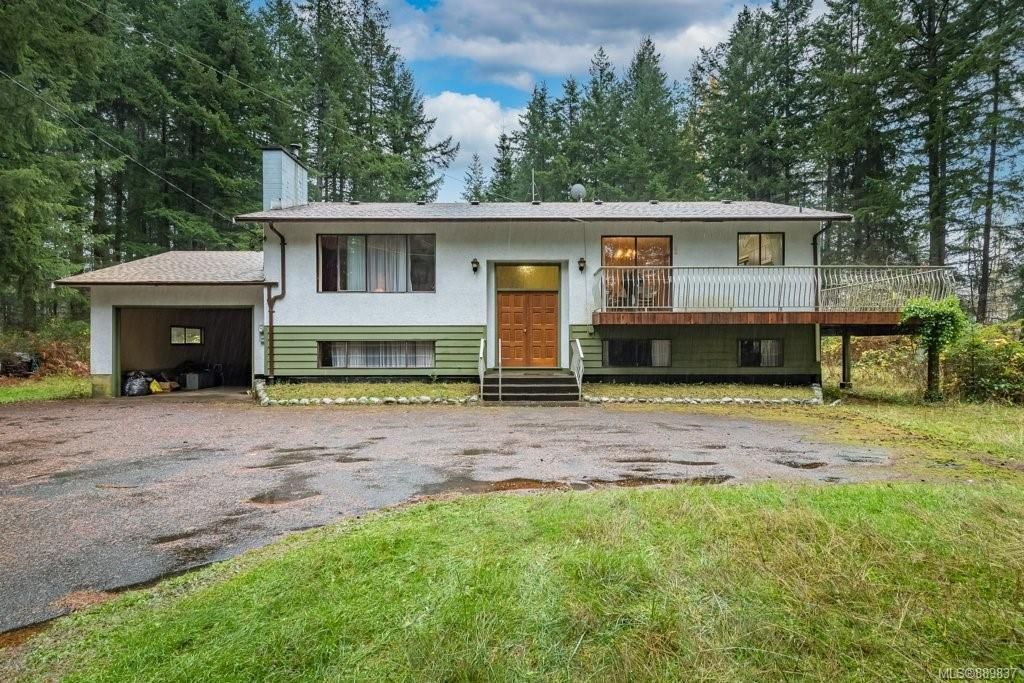 Main Photo: 2465 Coleman Rd in Courtenay: CV Courtenay North House for sale (Comox Valley)  : MLS®# 889837