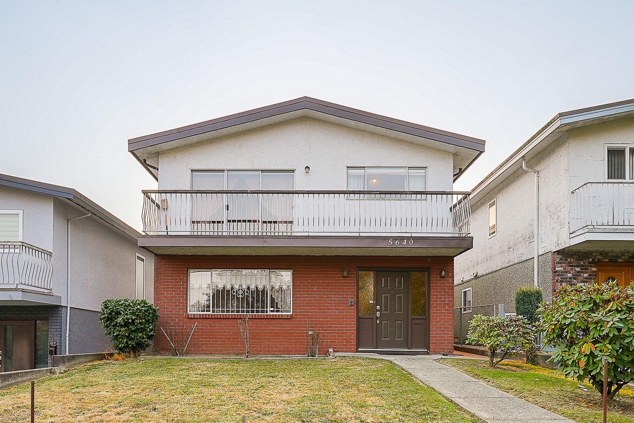 Main Photo: 5640 STAMFORD Street in Vancouver: Collingwood VE House for sale (Vancouver East)  : MLS®# R2732914