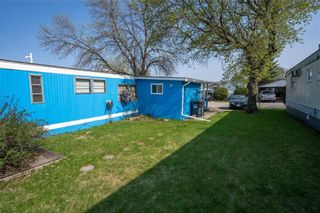 Photo 19: 80 Springwood Drive in Winnipeg: South Glen Residential for sale (2F)  : MLS®# 202313822
