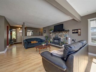 Photo 11: 6345 ORACLE Road in Sechelt: Sechelt District House for sale in "West Sechelt" (Sunshine Coast)  : MLS®# R2468248