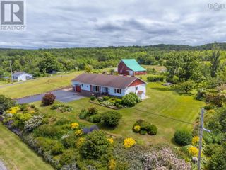 Photo 1: 5234 Shore Road in Parkers Cove: House for sale : MLS®# 202310701