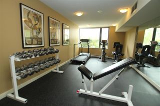 Photo 16: 703 3588 CROWLEY Drive in Vancouver: Collingwood VE Condo for sale in "THE NEXUS" (Vancouver East)  : MLS®# R2076536