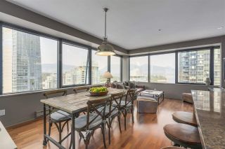 Photo 5: 1302 1333 W GEORGIA Street in Vancouver: Coal Harbour Condo for sale in "Qube" (Vancouver West)  : MLS®# R2315765