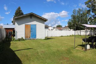 Photo 34: 305 CENTENNIAL Drive in Mackenzie: Mackenzie -Town House for sale : MLS®# R2713404