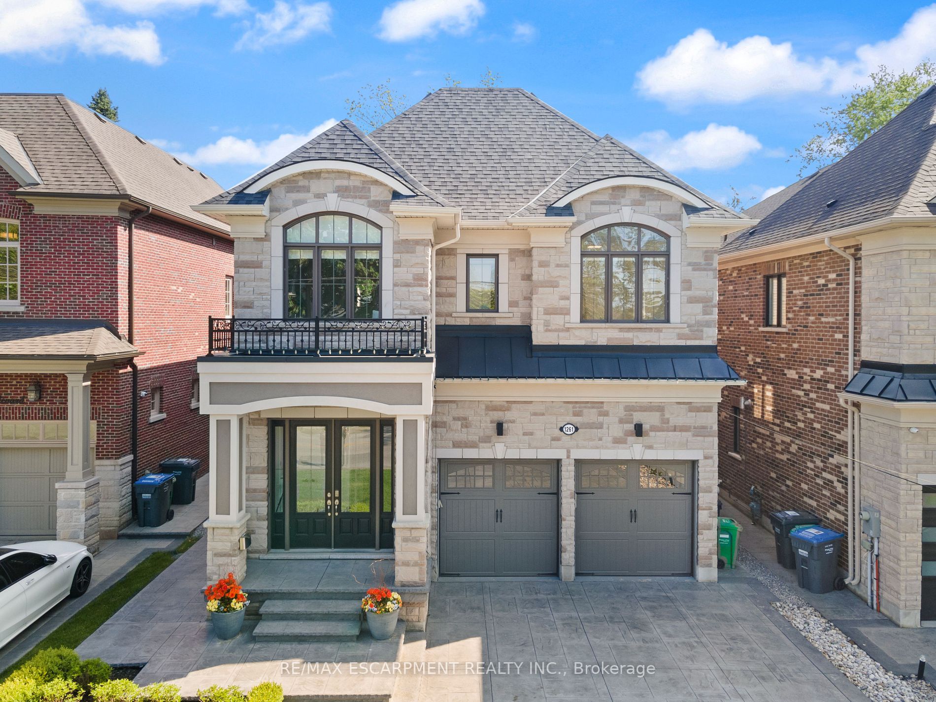Main Photo: 1261 Haig Boulevard in Mississauga: Lakeview House (2-Storey) for sale : MLS®# W6054448