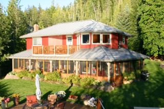 Photo 14: 6017 Eagle Bay Road in Eagle Bay: Waterfront House for sale : MLS®# SOLD