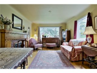 Photo 2: 298 E 45TH Avenue in Vancouver: Main House for sale (Vancouver East)  : MLS®# V1070999