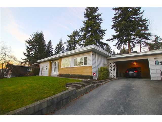 Main Photo: 1963 CAPE HORN Avenue in Coquitlam: Cape Horn House for sale in "CAPE HORN" : MLS®# V1042582